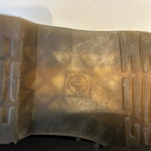 COPY - Doc Martens - Picture 7 of 9